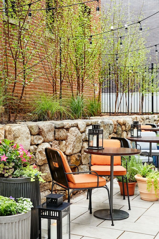 Фото The Blake Hotel