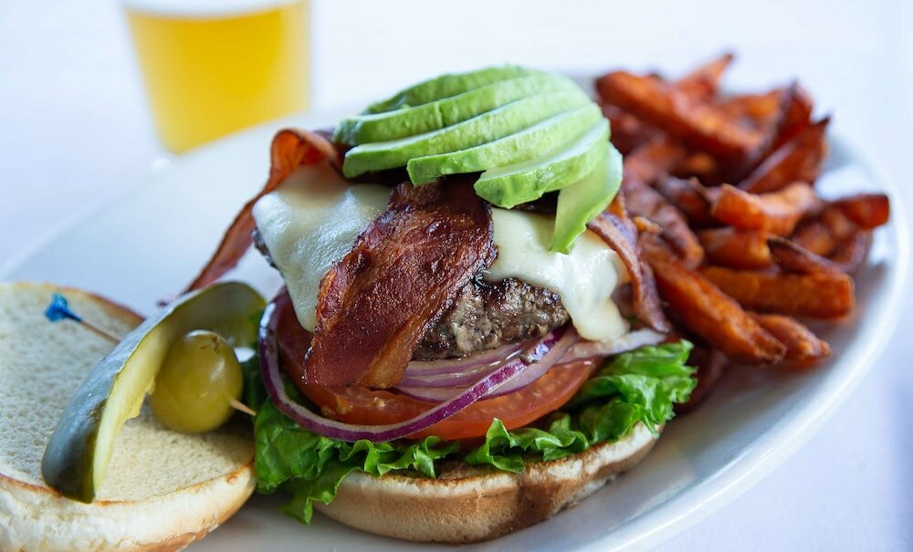 Фото Safari Inn, a Coast Hotel