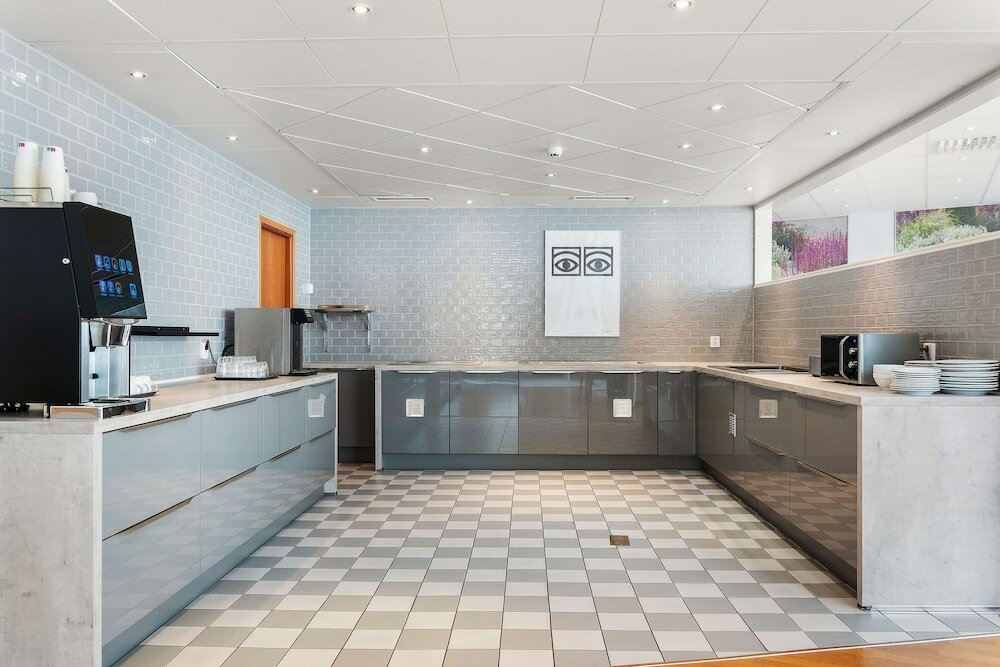 Фото Sure Hotel by Best Western Esplanade