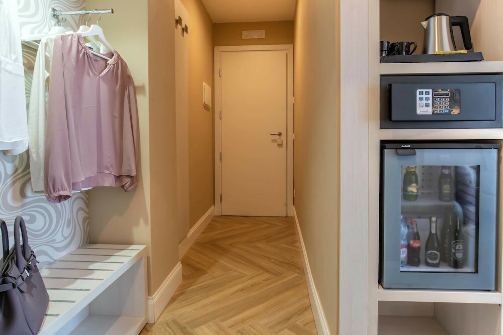 Фото The Boutique Hotel