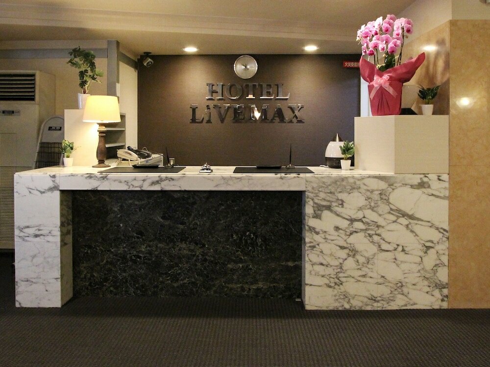 Фото LiVEMAX Kobe