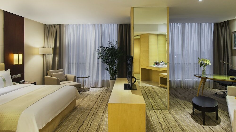 Фото Holiday Inn Taicang City Centre