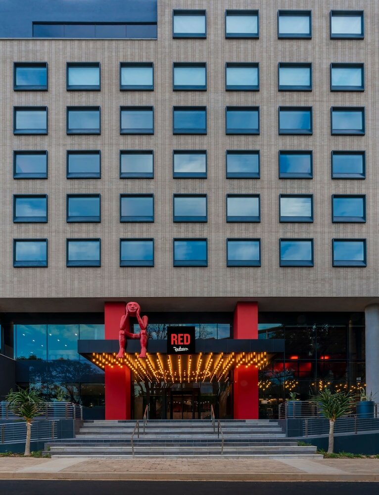 Фото Radisson Red Johannesburg Rosebank