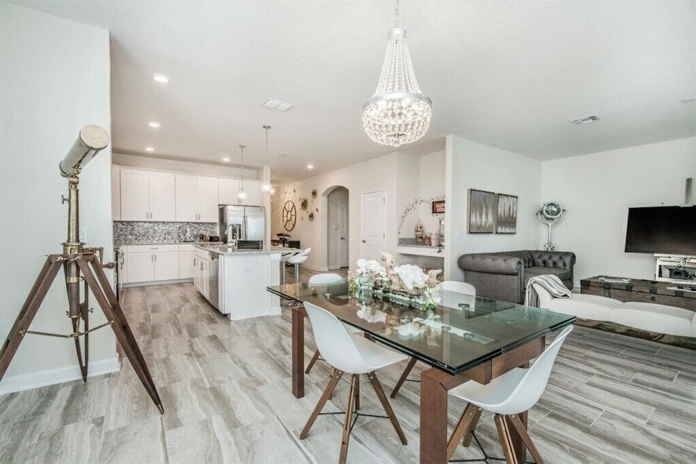 Фото 6 Bed 5 Ba Villa with Pool, SPA & Lake View