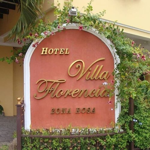 Гостиница Hotel Villa Florencia Zona Rosa в Сан-Сальвадоре