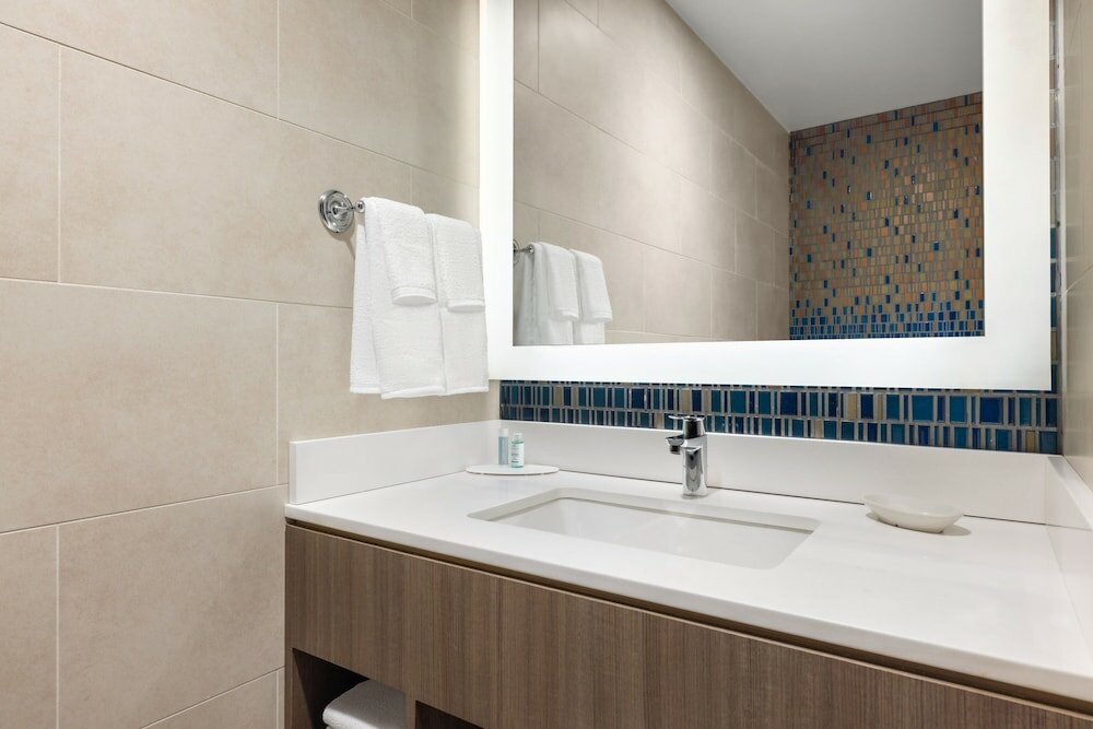 Фото Courtyard by Marriott New York Manhattan Chelsea