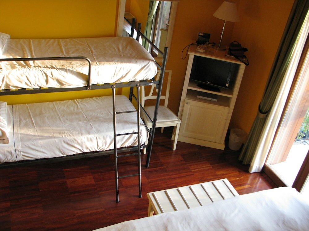 Фото Hotel Ristorante Vecchia Riva