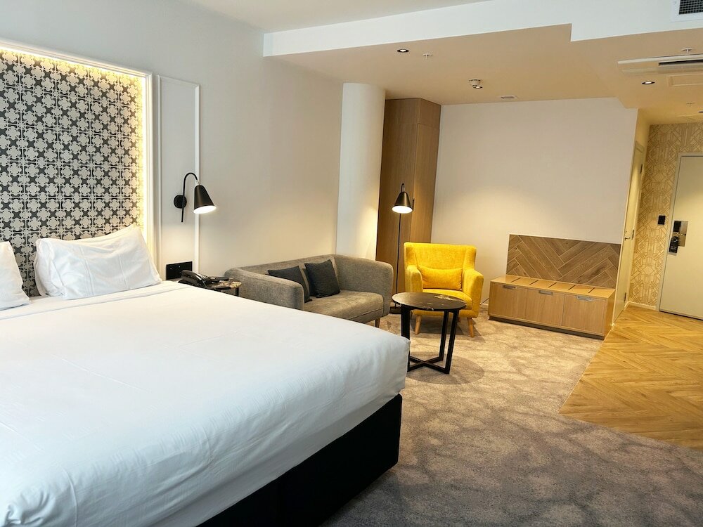 Фото Airedale Boutique Suites