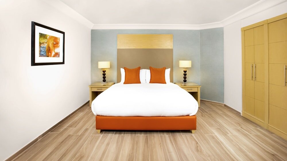 Фото Mövenpick Resort Petra