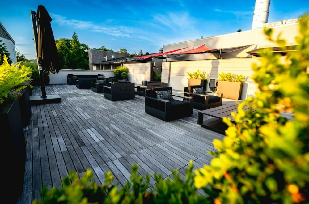 Фото J House Greenwich