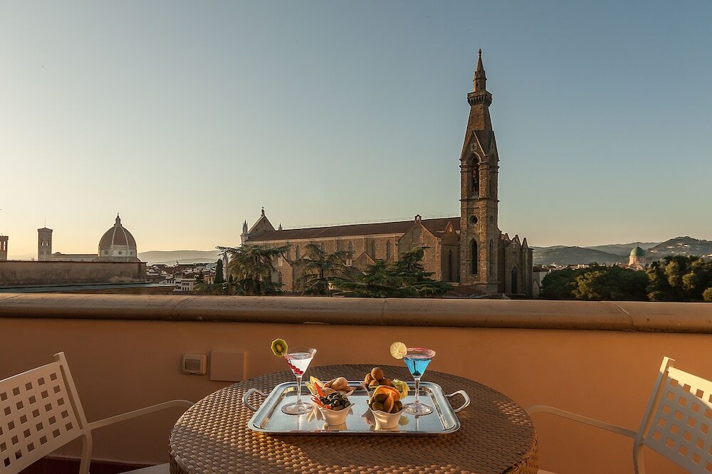 Фото Plaza Hotel Lucchesi