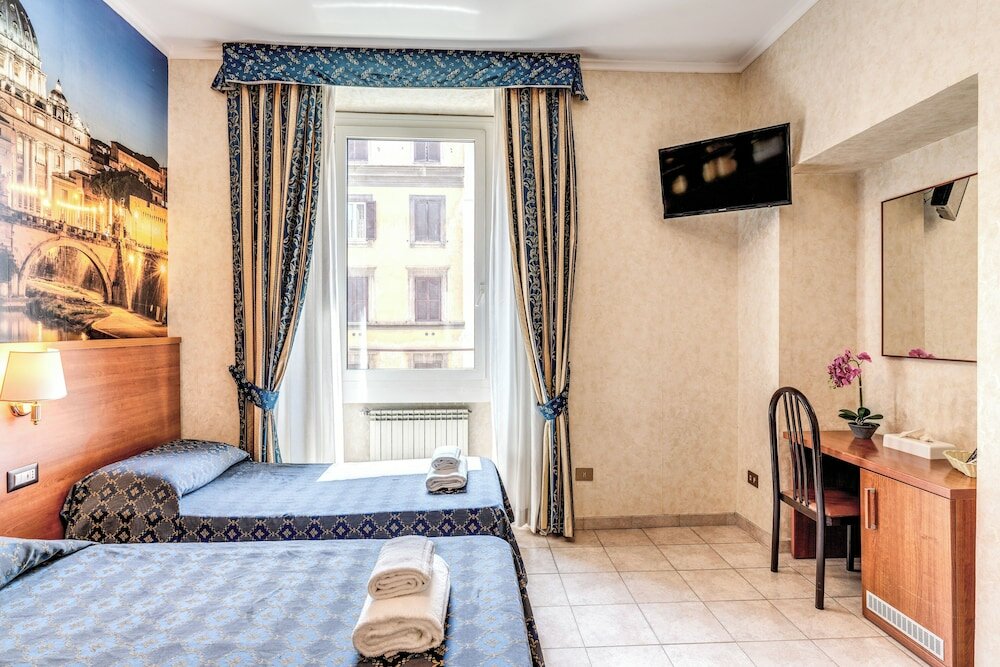 Фото Hotel Orlanda