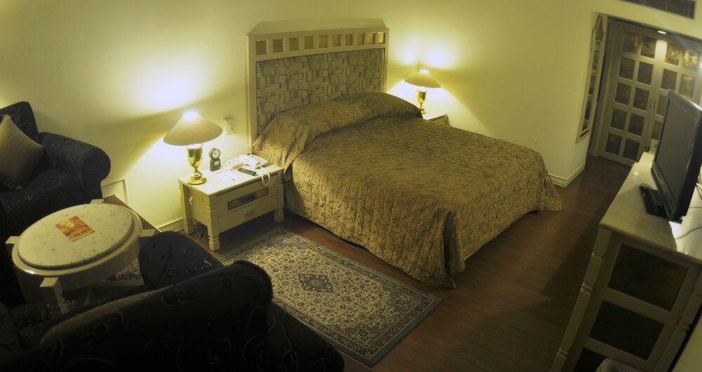 Фото Tuli International