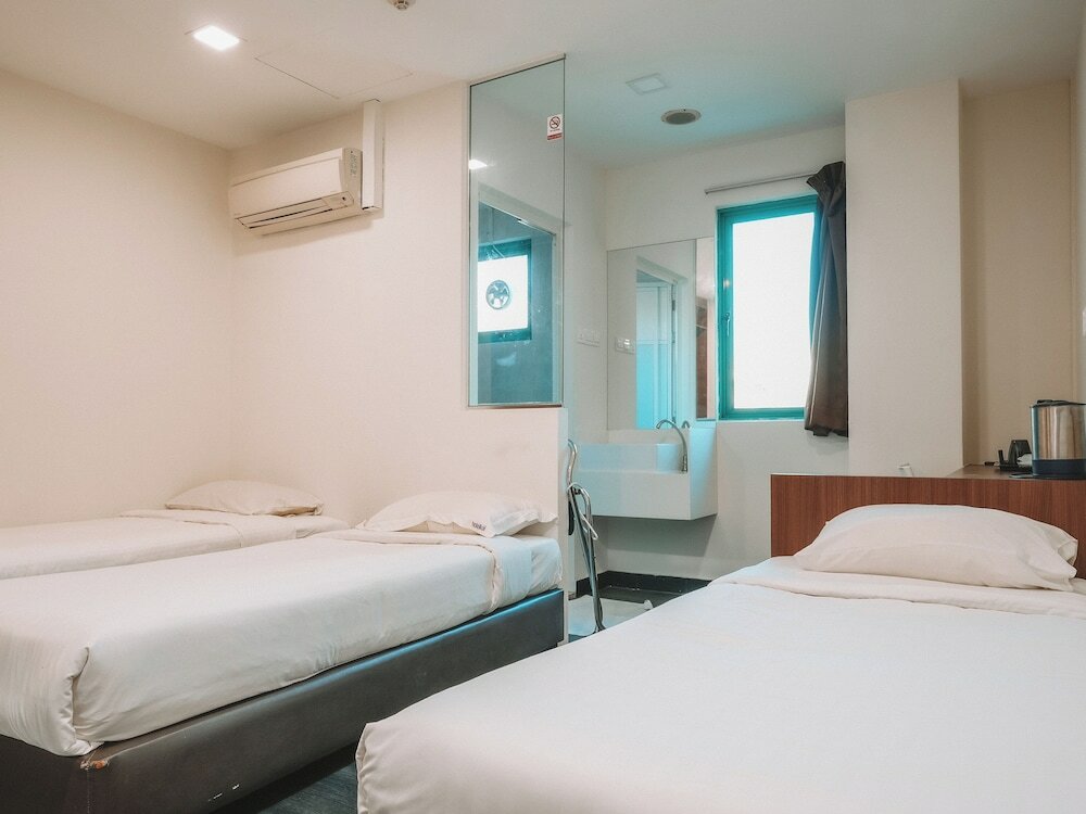 Фото L Hotel @ 51 Desker