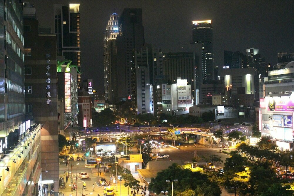 Hotel Forward Suites, Earth, photo