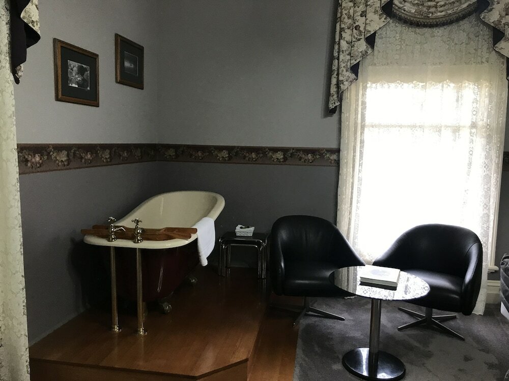 Фото Daylesford Central Motor Inn