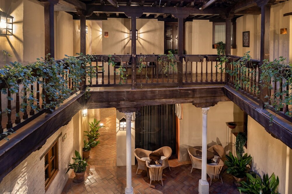 Фото Hotel Palacio de Santa Paula, Autograph Collection