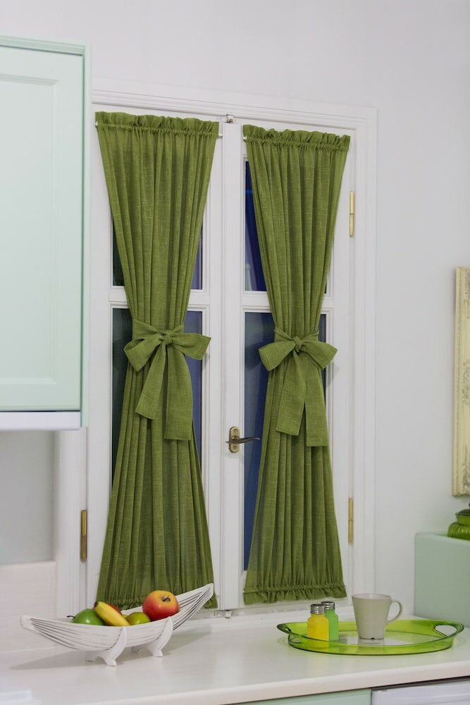 Фото Efchi Suites 1904