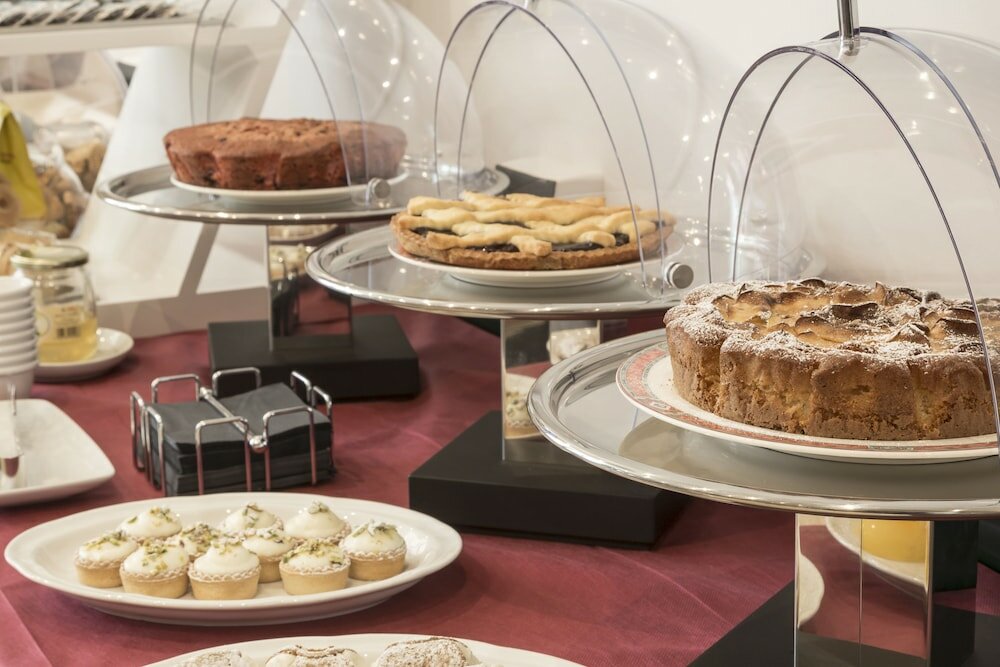 Фото Hotel Montreal