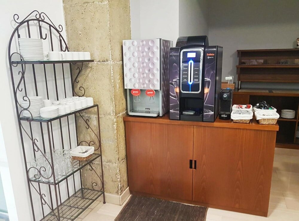 Фото Hotel Cesaraugusta