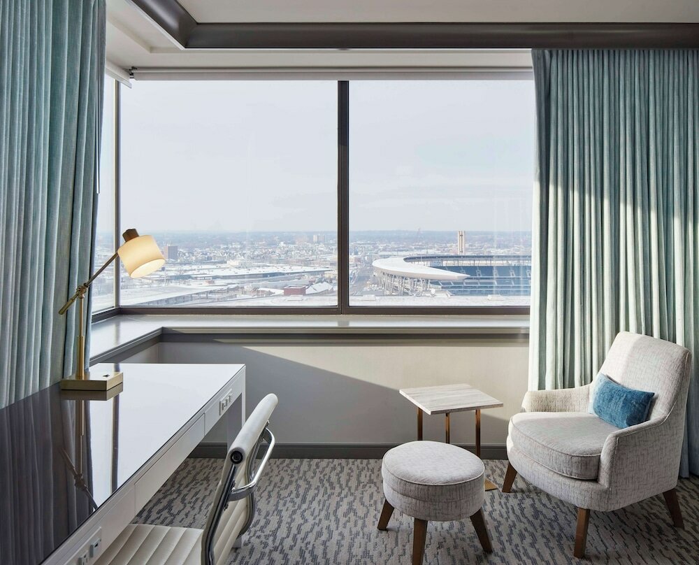 Фото Loews Minneapolis Hotel