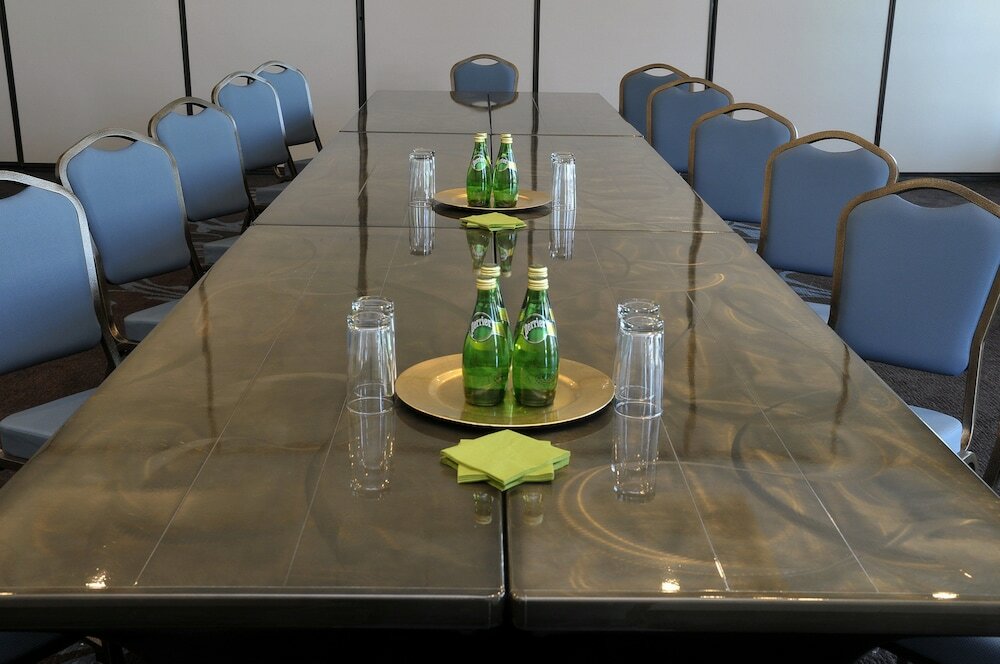 Фото Staybridge Suites St. Petersburg Downtown, an Ihg Hotel