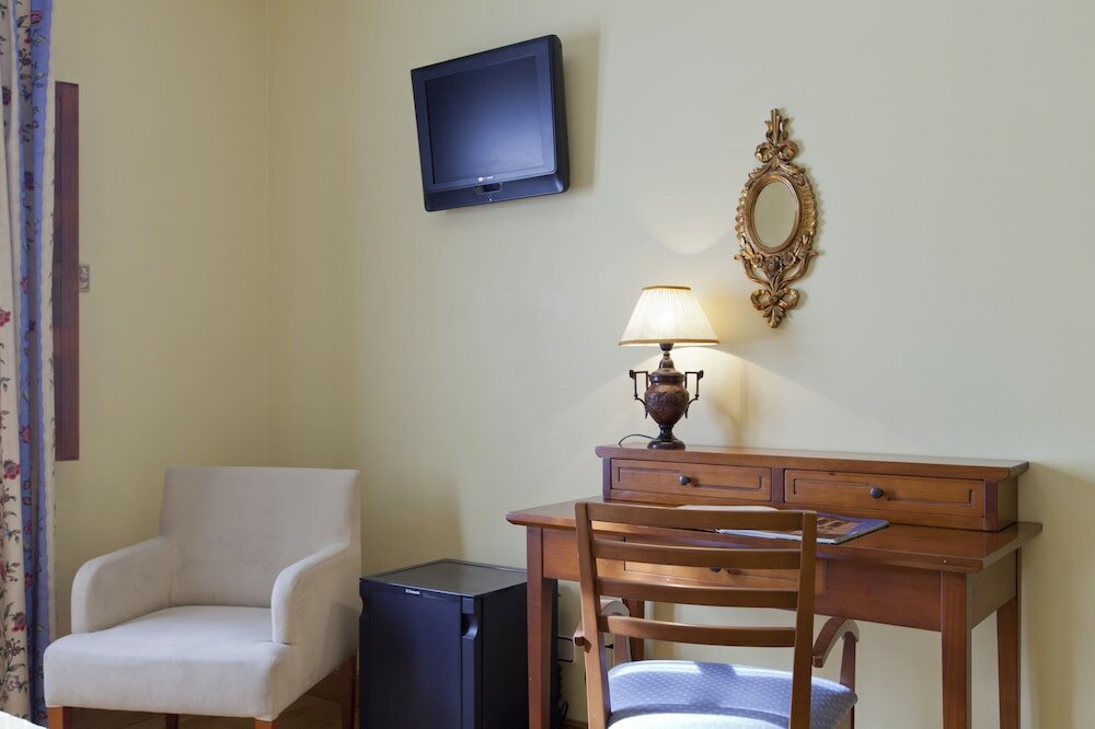 Фото Hotel Casona de la Reyna