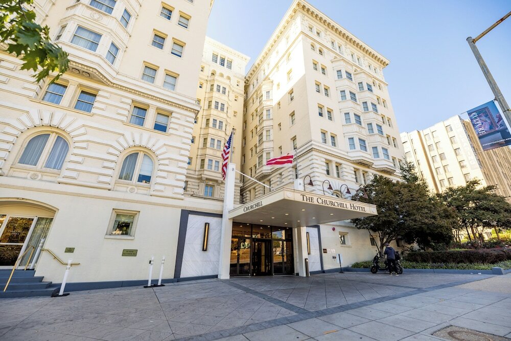 Фото Churchill Hotel