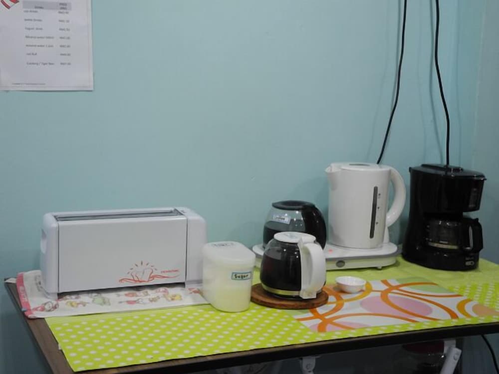 Фото Submarine Guest House Central Market - Hostel