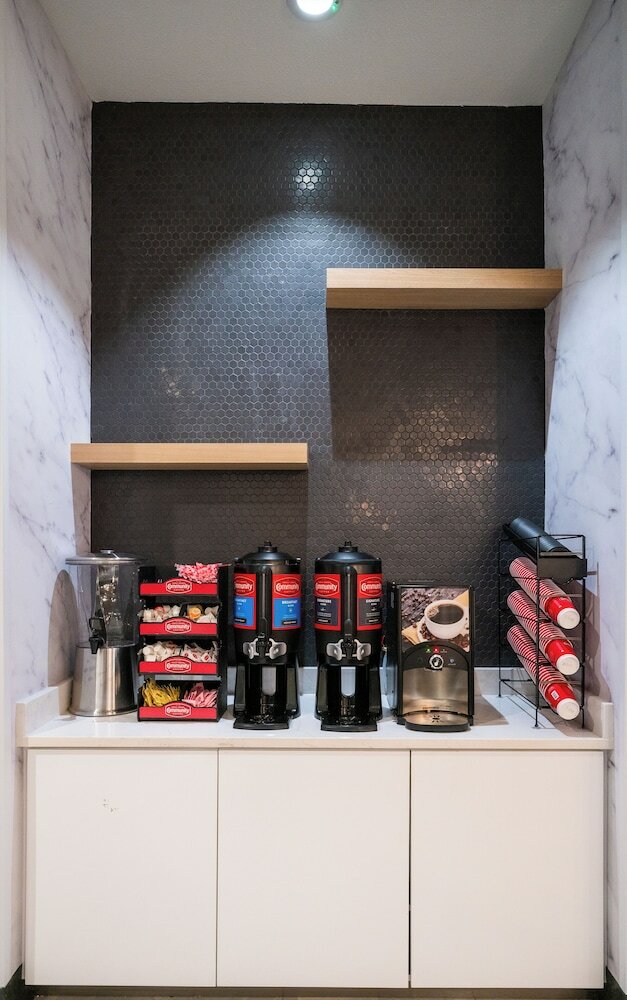 Фото La Quinta Inn & Suites by Wyndham Austin Parmer/Tech Ridge