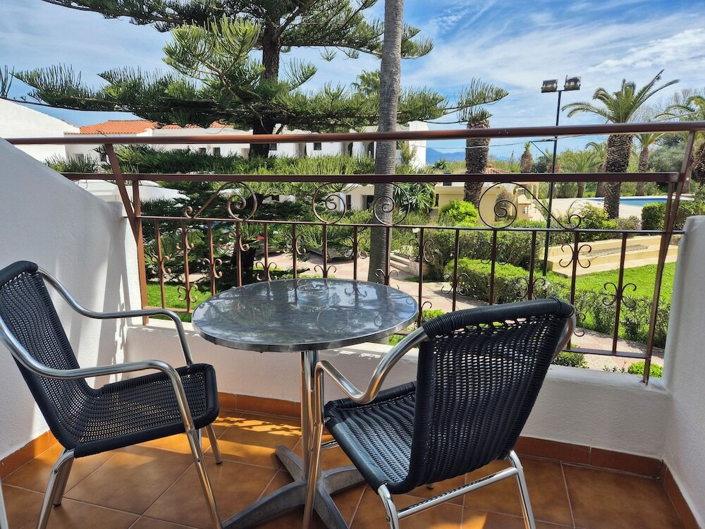 Фото Morfeas Hotel