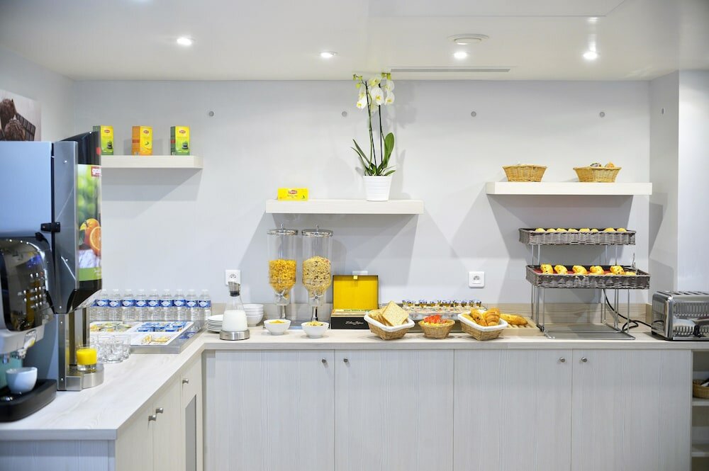 Фото Hotel Eugenie