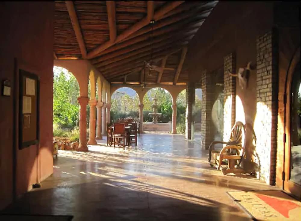 Фото Lajitas Golf Resort and SPA