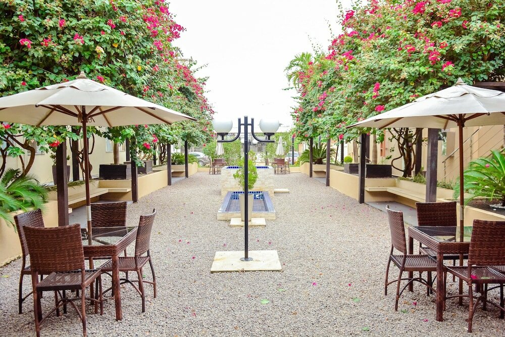 Фото отеля 3