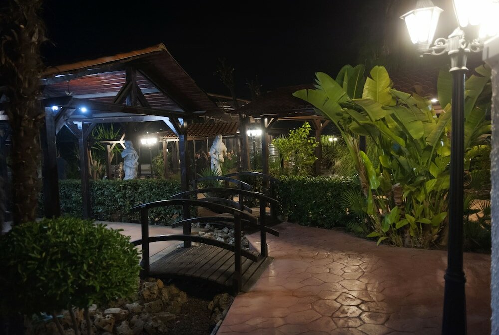 Фото Hotel La Carreta