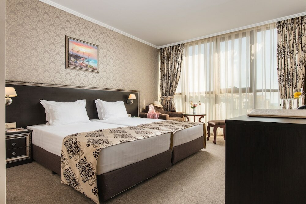 Фото отеля 4