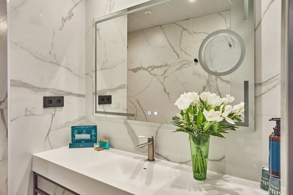 Фото Hotel Silken Puerta de Valencia