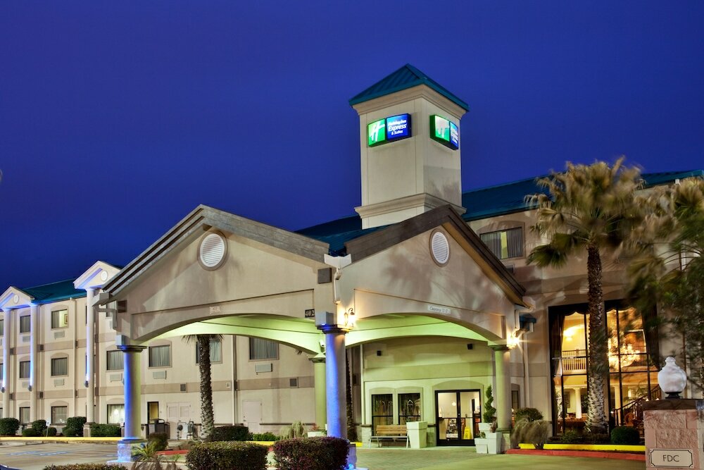 Фото Holiday Inn Express Hotel & Suites Lake Charles, an Ihg Hotel