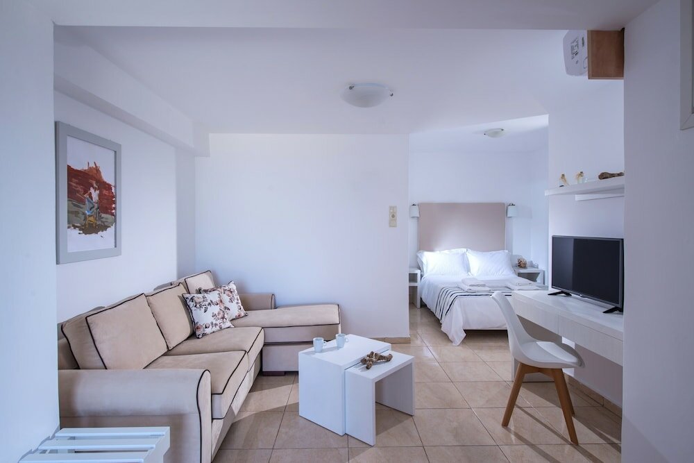 Фото Golden Grain Suites by Checkin