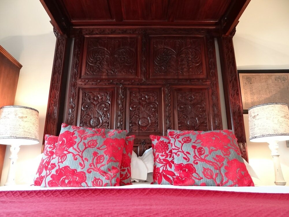 Фото Rollestone Manor