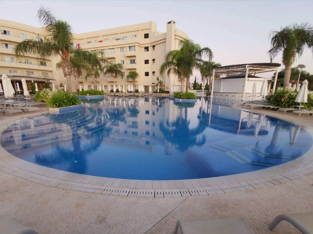 Фото Sunrise Oasis