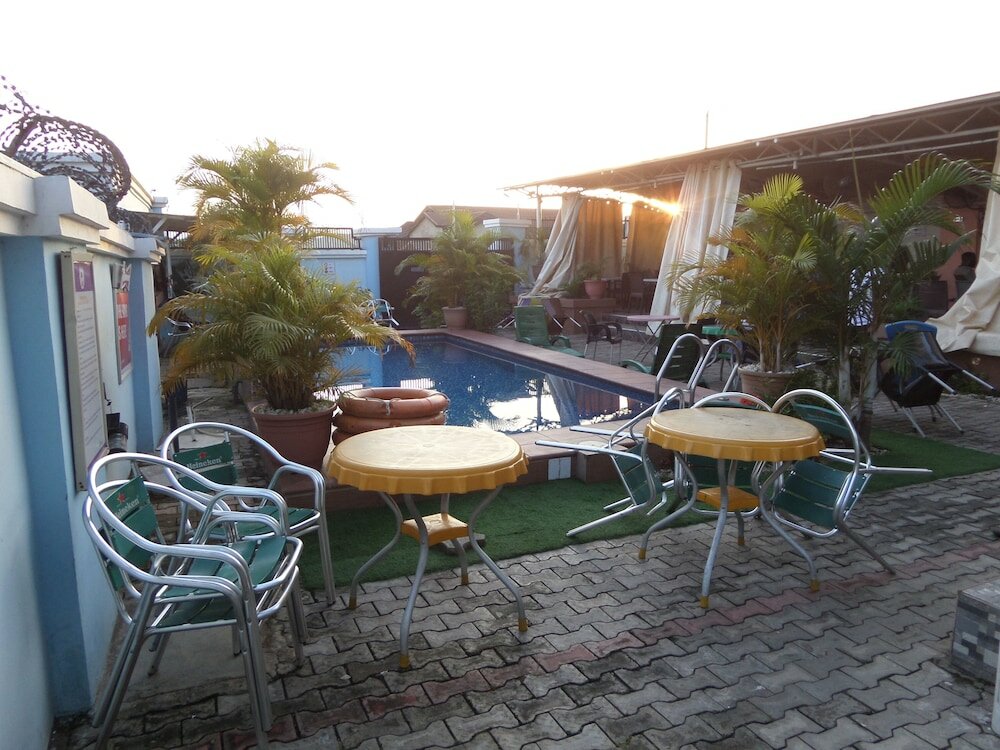 Фото отеля 4