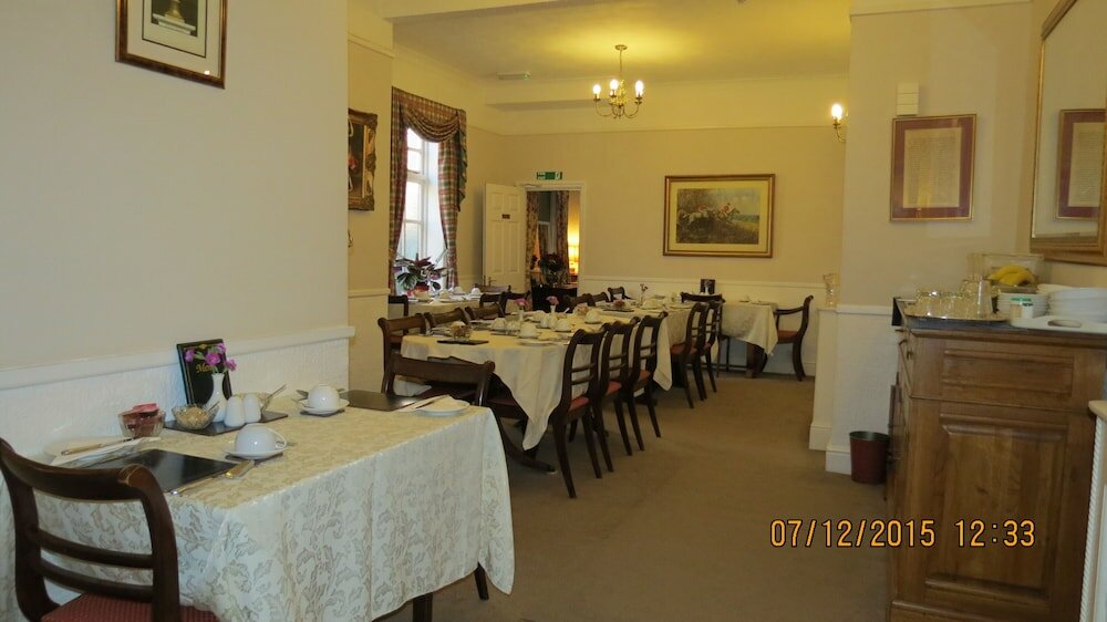 Фото Hunters Lodge