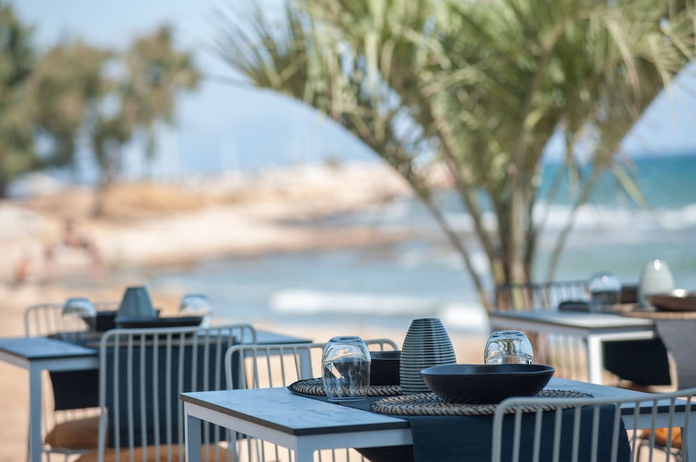 Фото Seasabelle Hotel near Athens Airport