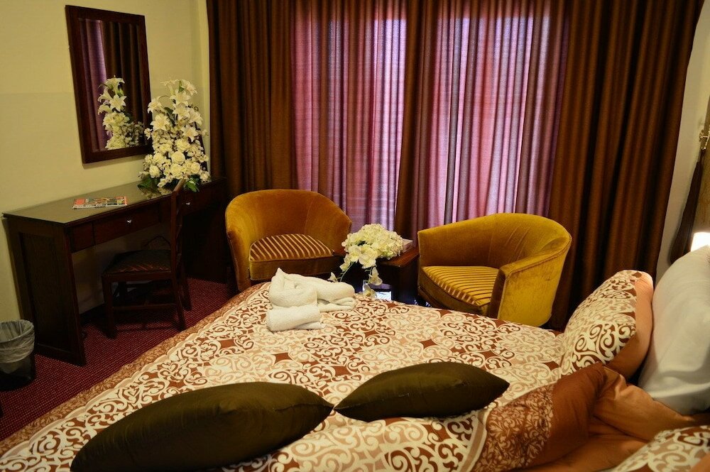 Фото Abjar Hotel