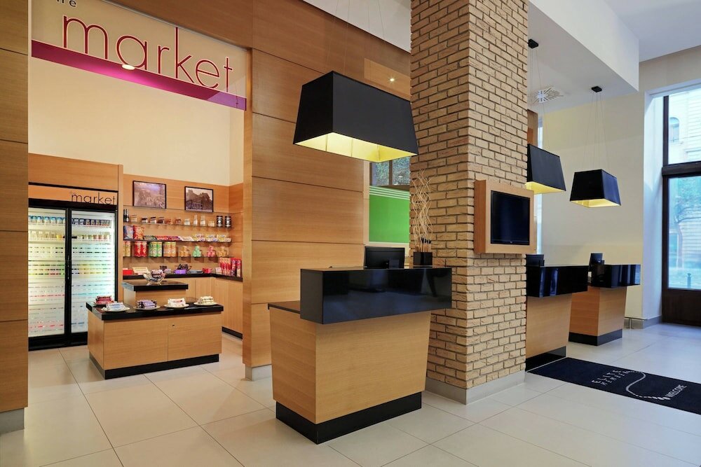 Фото Courtyard by Marriott Budapest City Center