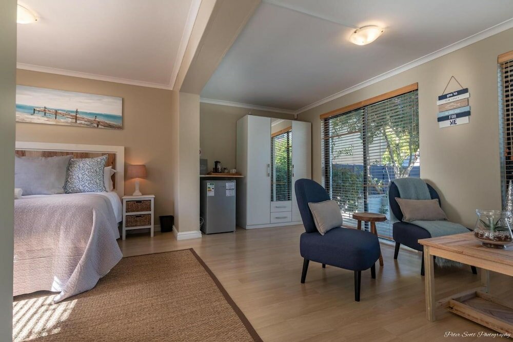 Фото Atlantic Bay Lodge