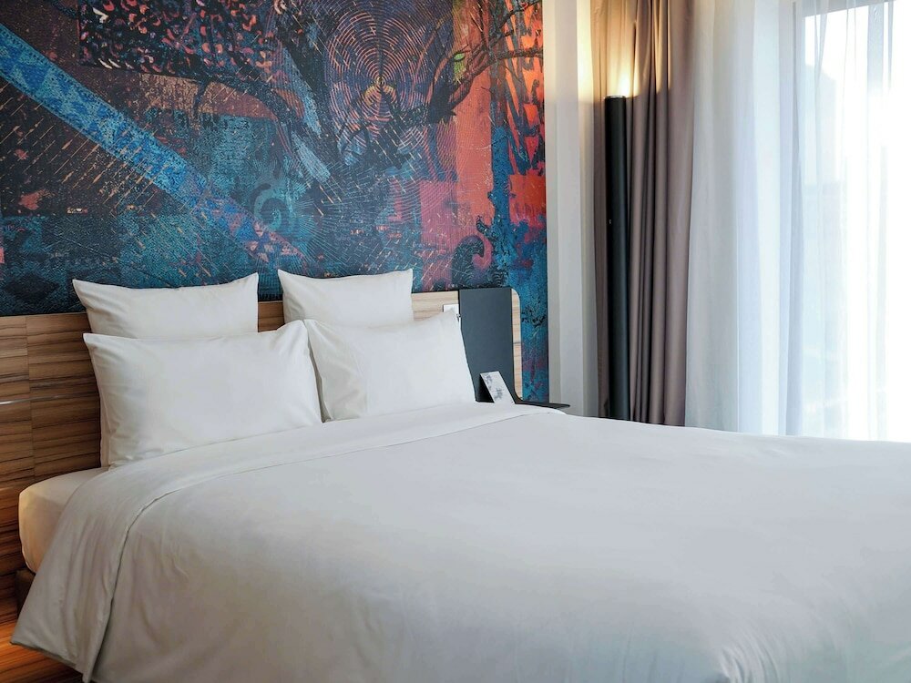 Фото Novotel Bishkek City Center