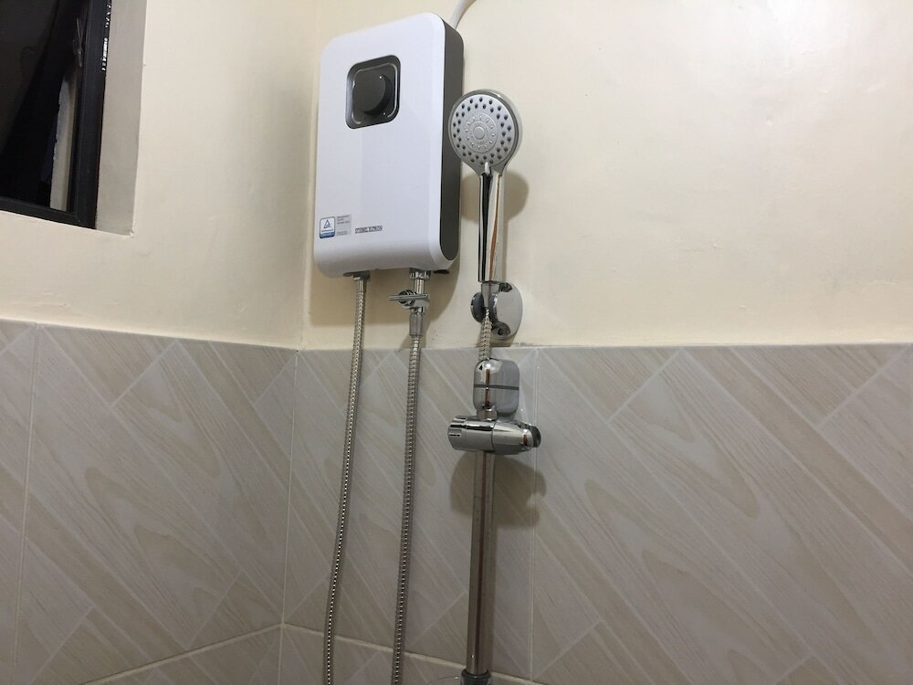 Фото La Gracia Apartelle Tagaytay