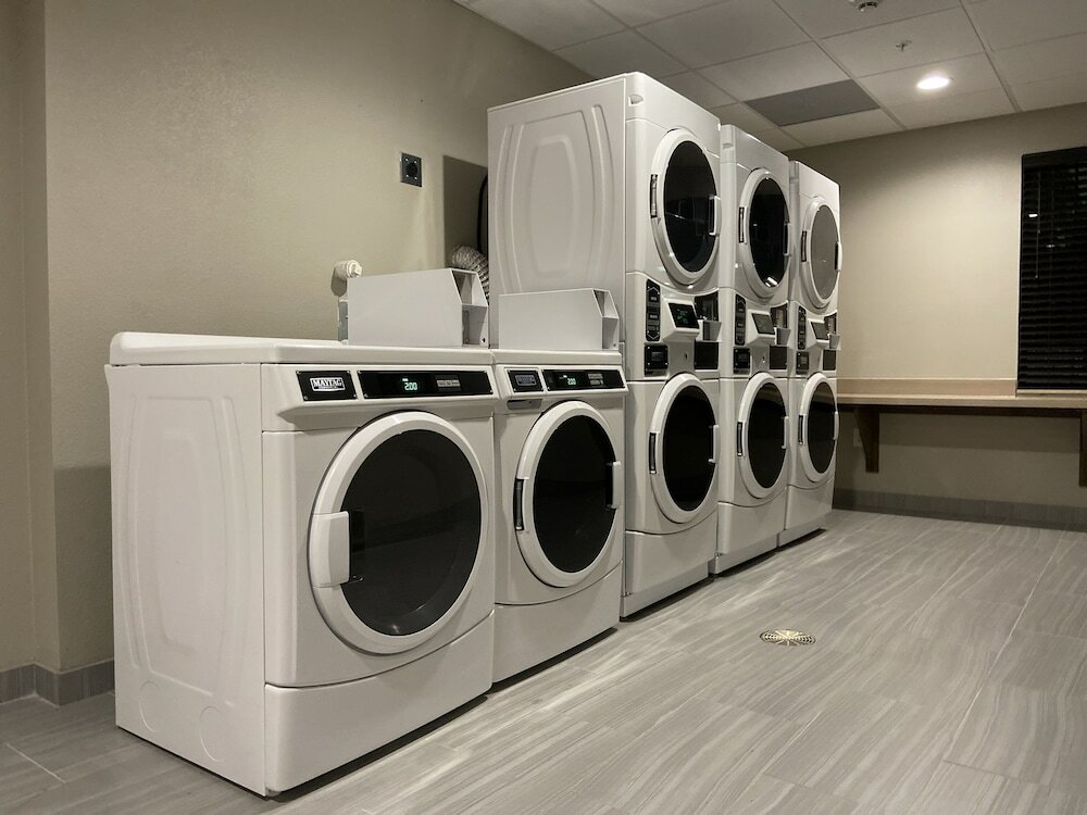 Фото Staybridge Suites Denton, an Ihg Hotel